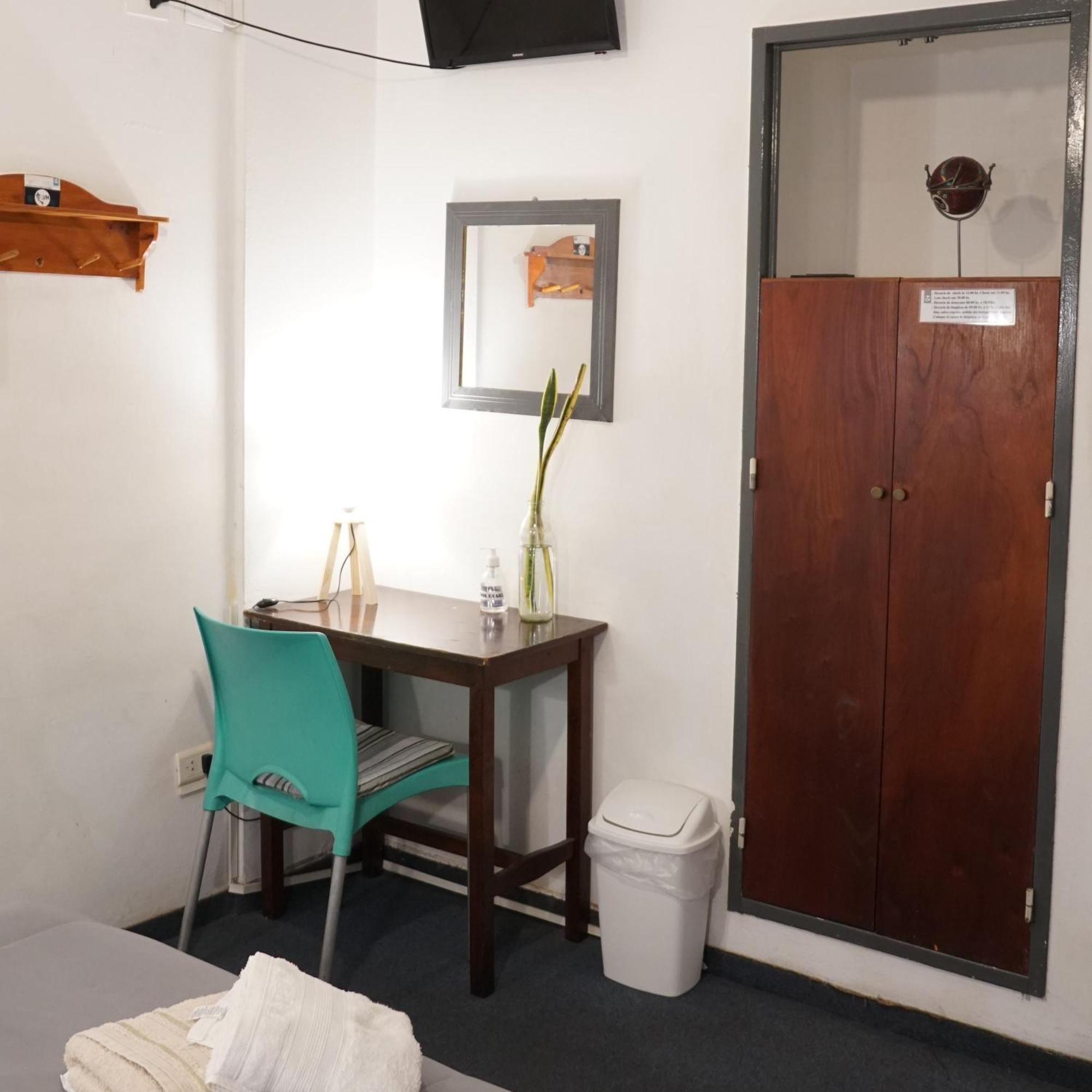 Hostel Spa Mediterranea Кордова Экстерьер фото